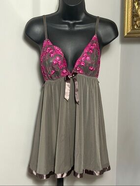 Carrie Amber Large Gray & Fuchsia Lace Babydoll Chemise Lingerie